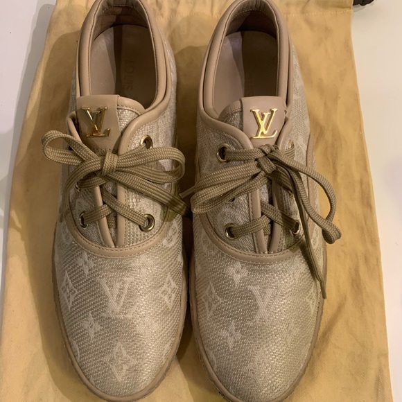 Louis Vuitton sneakers - Picture 4 of 8